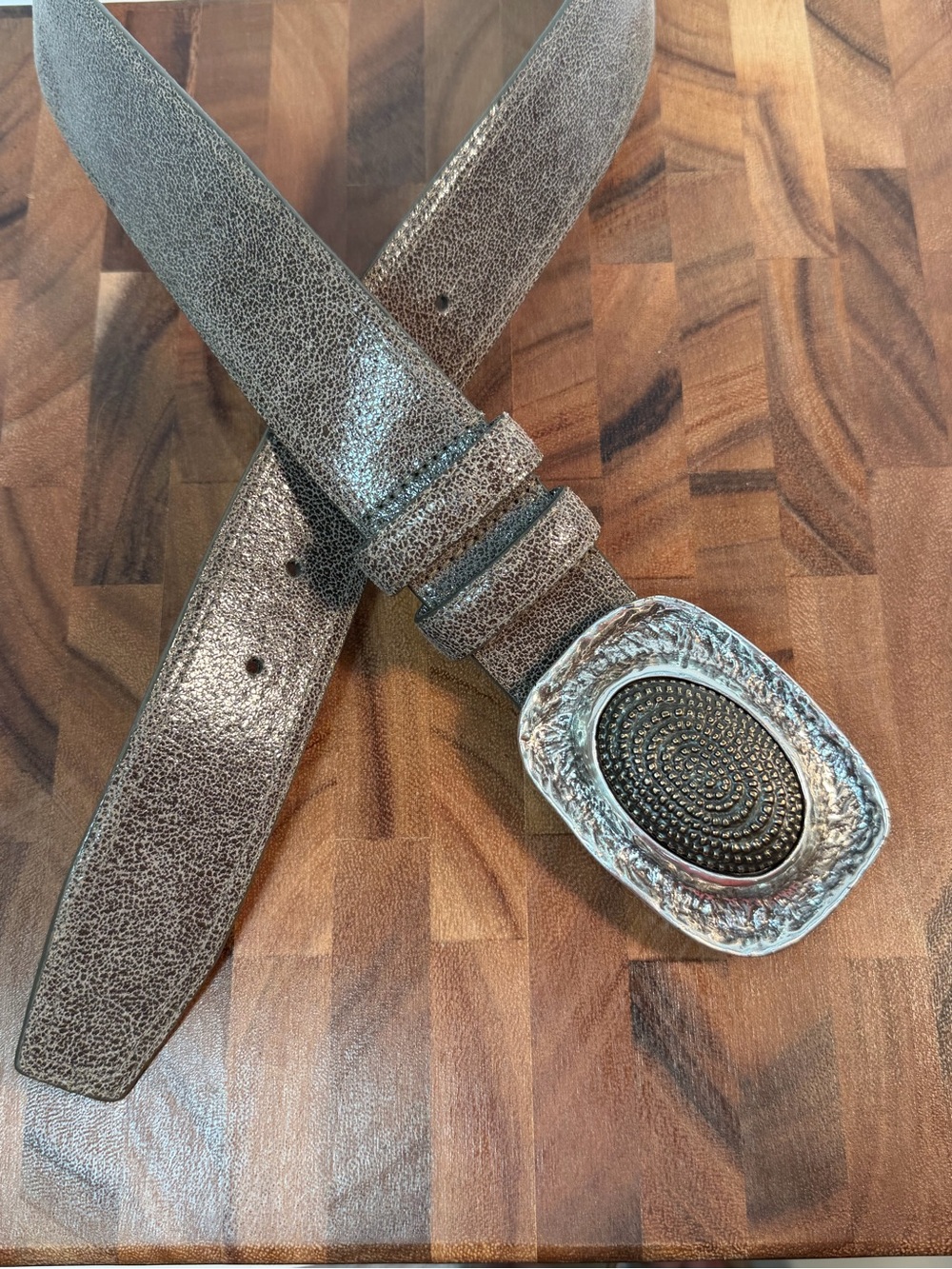 Per Se Gray Silver Leather Belt with Decorative Statement Buckle Women’s Sz S